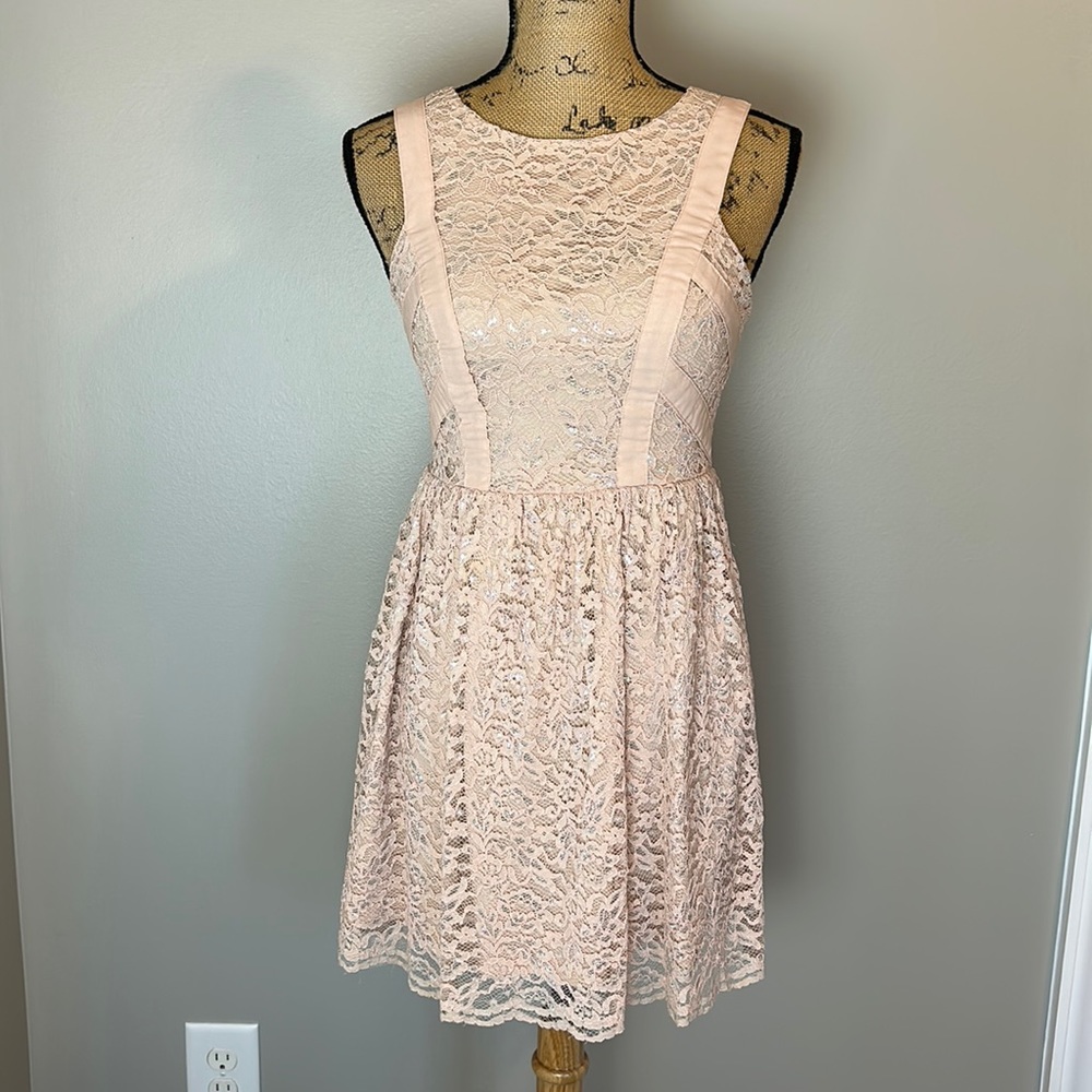 Xhilaration  dress small